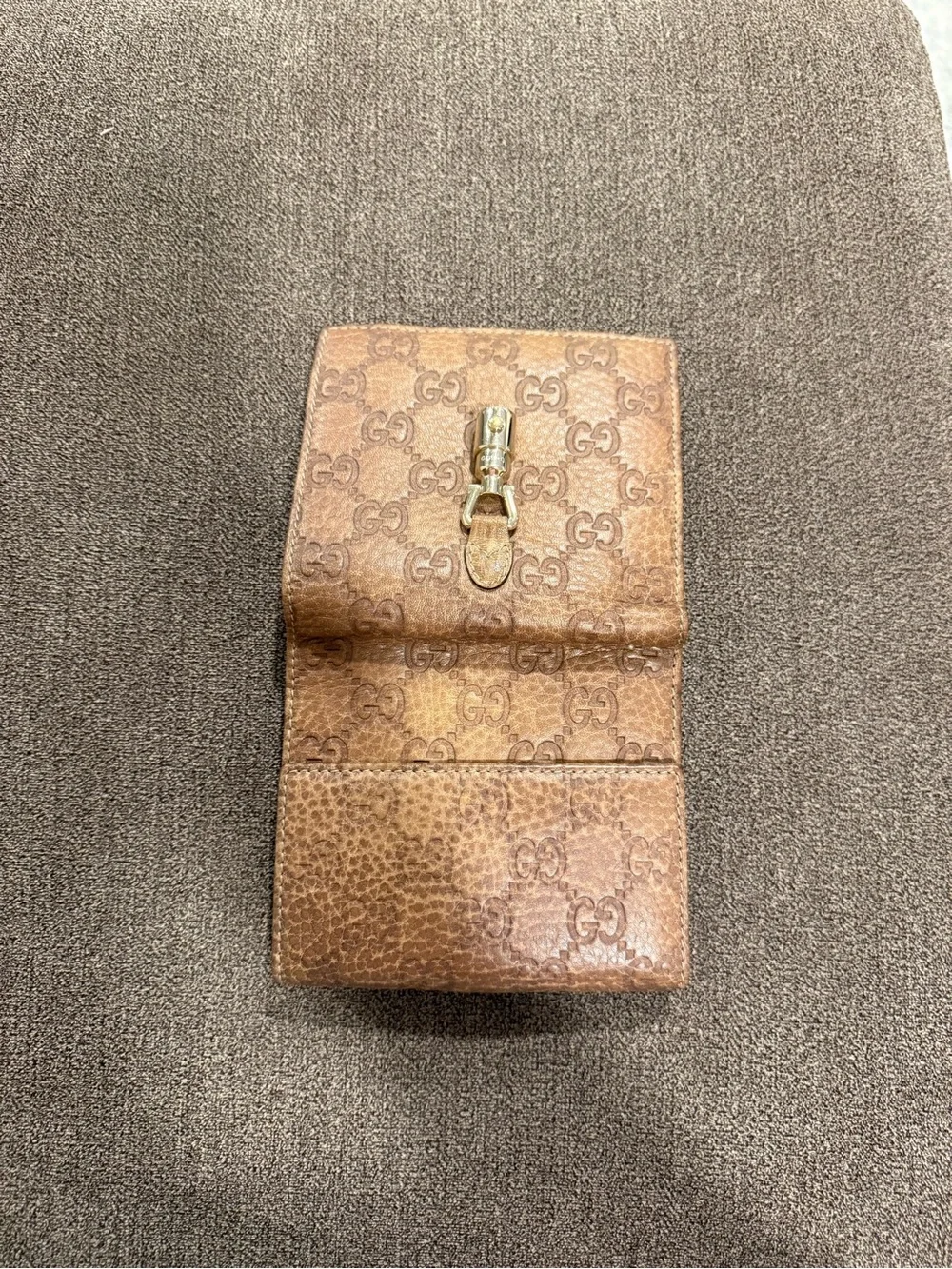 Gucci measurements 5h